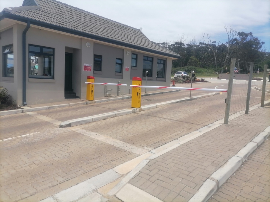 2 Bedroom Property for Sale in Kidds Beach Eastern Cape